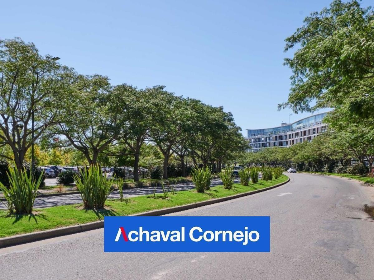 NORDELTA- Departamento enfrente al Barrio El Yacht de 2 ambientes con balcón en venta