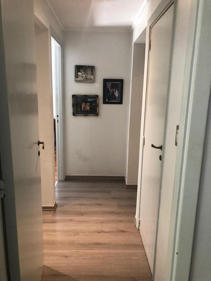 Venta de Departamento con Balcon en Recoleta 1