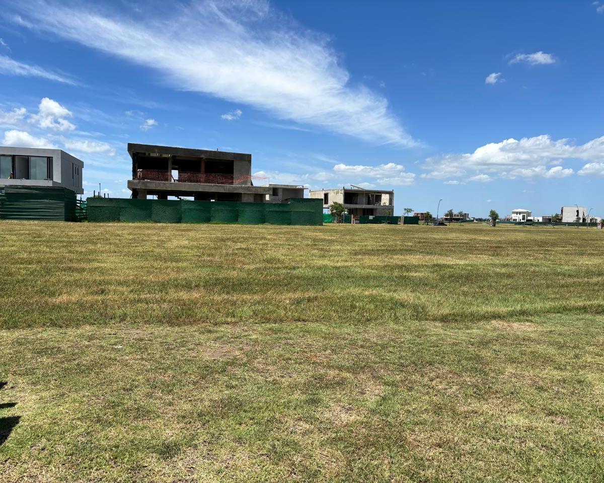 Terreno en venta - Barrio Amarras