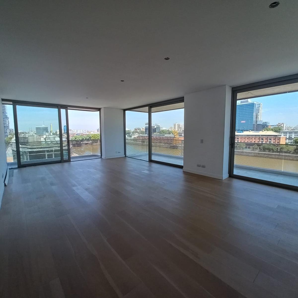 Excelente Departamento 4 Ambientes en Puerto Madero 3