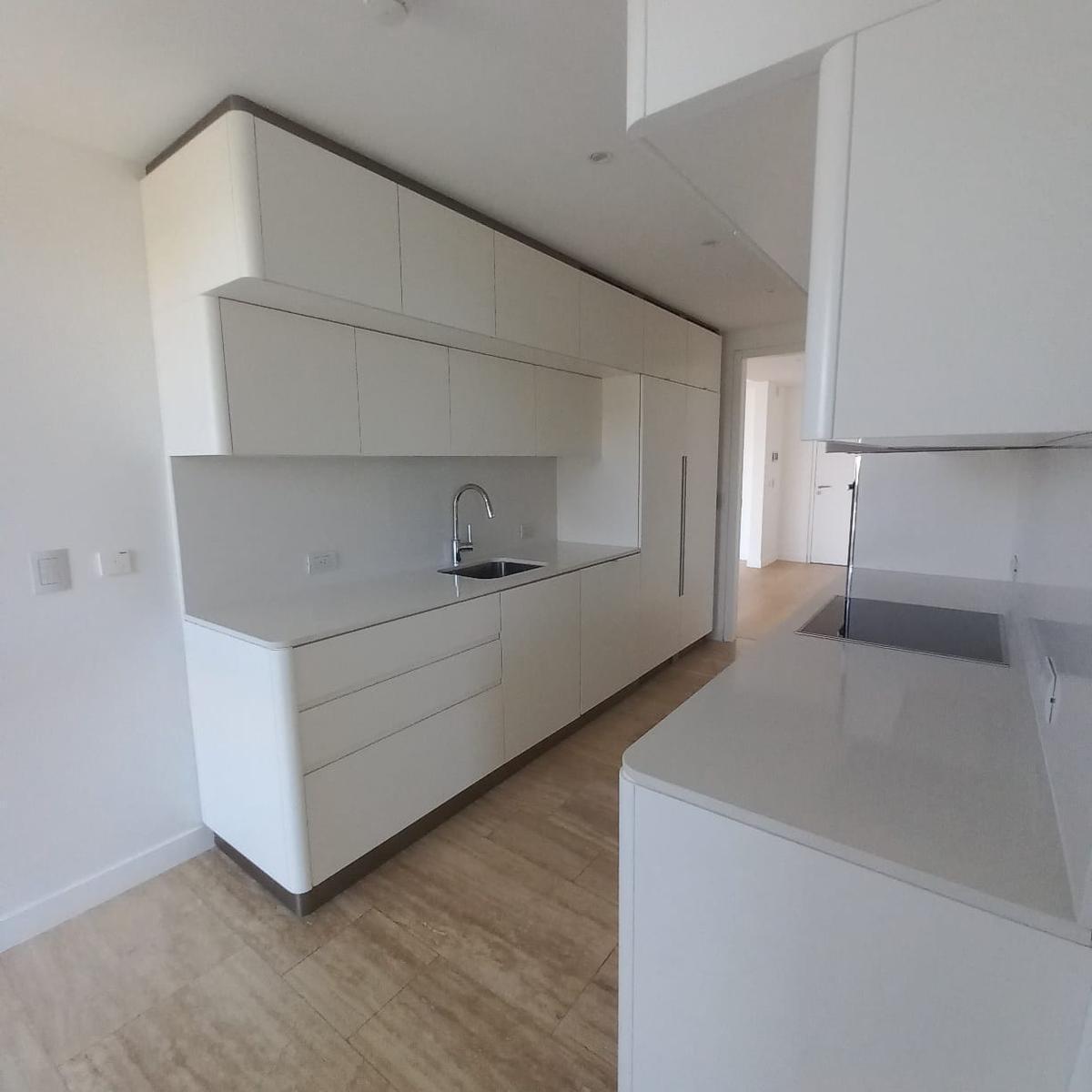 Excelente Departamento 4 Ambientes en Puerto Madero 2