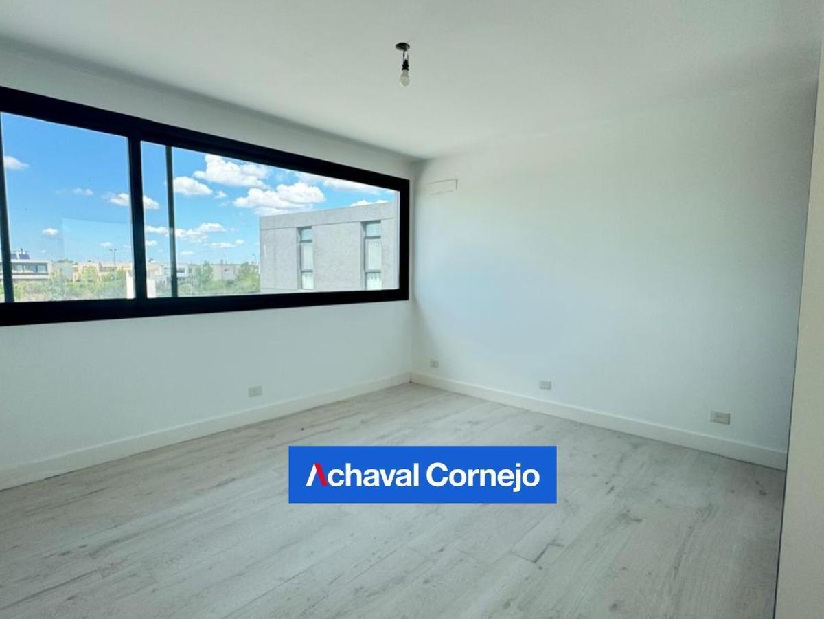Foto de Venta y alquiler | Casa al agua 4 dormitorios | Barrio Muelles - Puertos, imagen 5