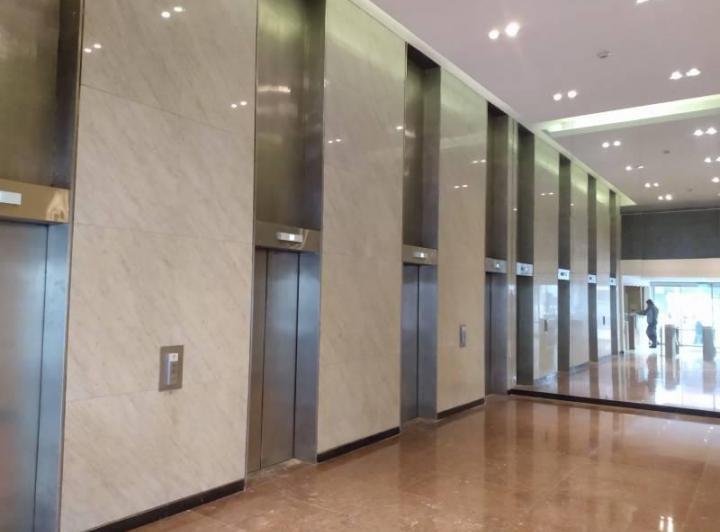 Foto de Edificio Comercial con cocheras en Microcentro en Venta o Alquiler, imagen 2