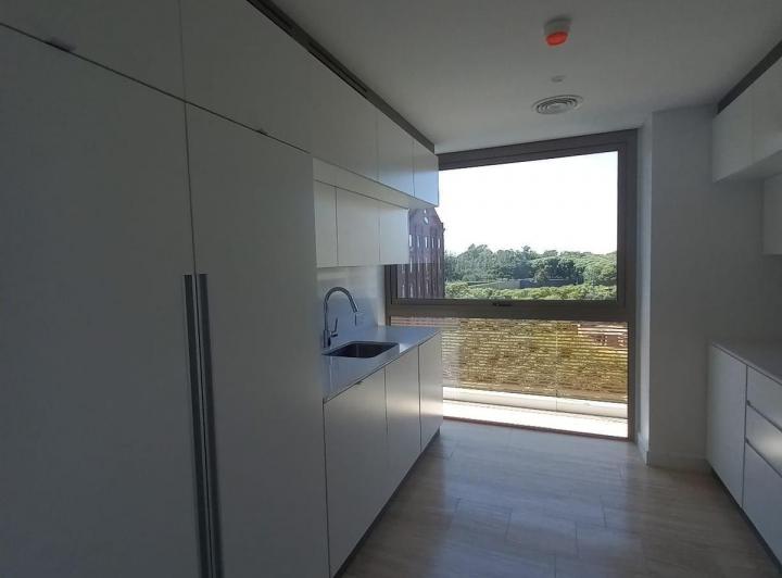 Excelente departamento 4 ambientes en  Puerto Madero 5