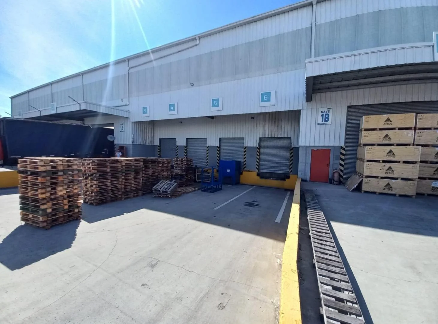 Foto de Depósito en Garin, imagen 4