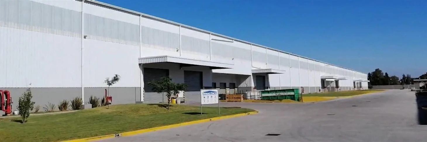 Depósito en Garin