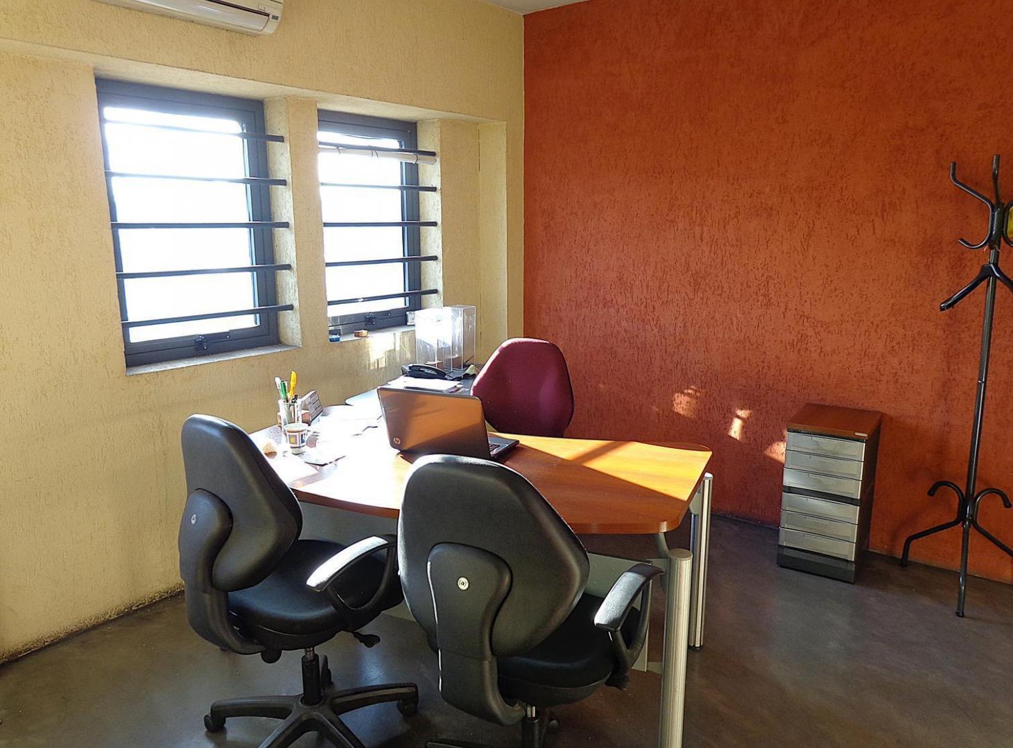 Edificio Comercial en Munro