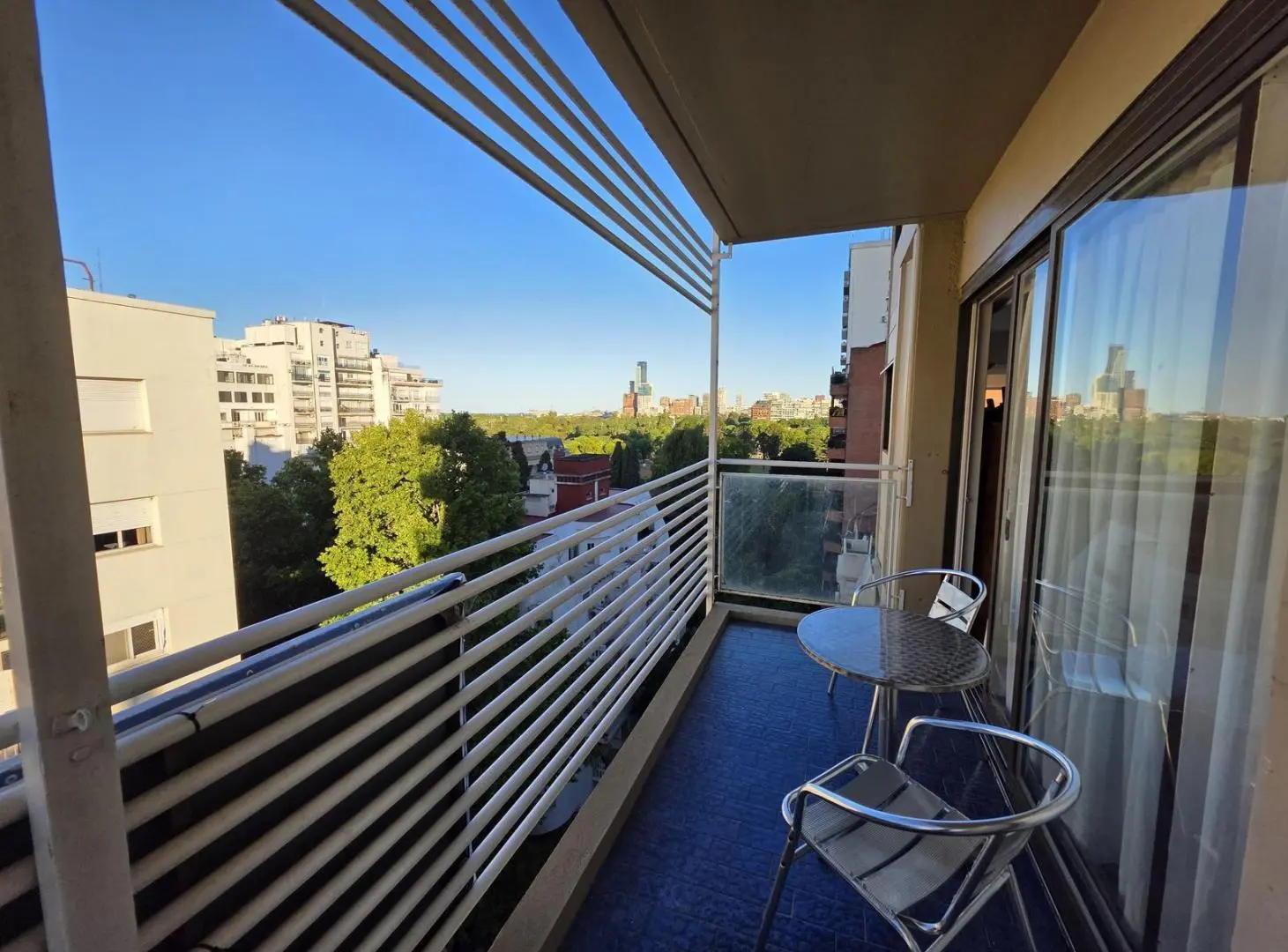 Departamento en venta Palermo piso alto 4 dormitorios cochera vigilancia 24hs 2