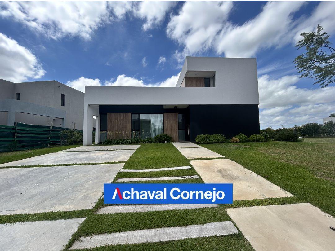 VENTA y ALQUILER casa al lago en barrio Vistas, Puertos (3 dormitorios, dependencia, pileta)