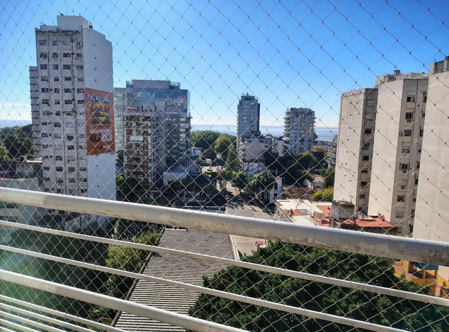Tres ambientes con vista al rio, en Olivos 1