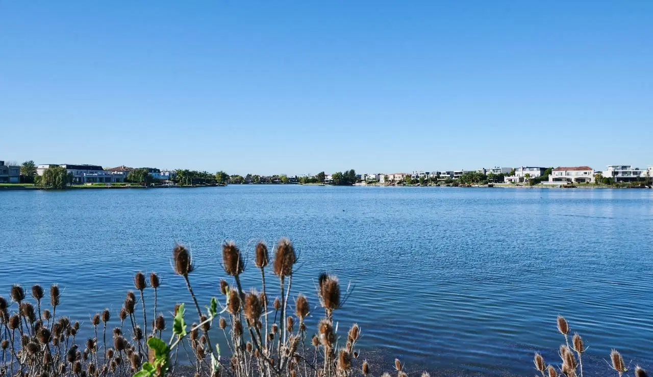 Venta | Lote al agua en barrio Casuarinas - Nordelta 4