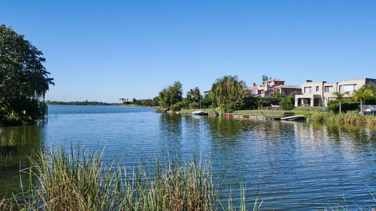 Lote | Terreno en venta en barrio Casuarinas - Nordelta 4
