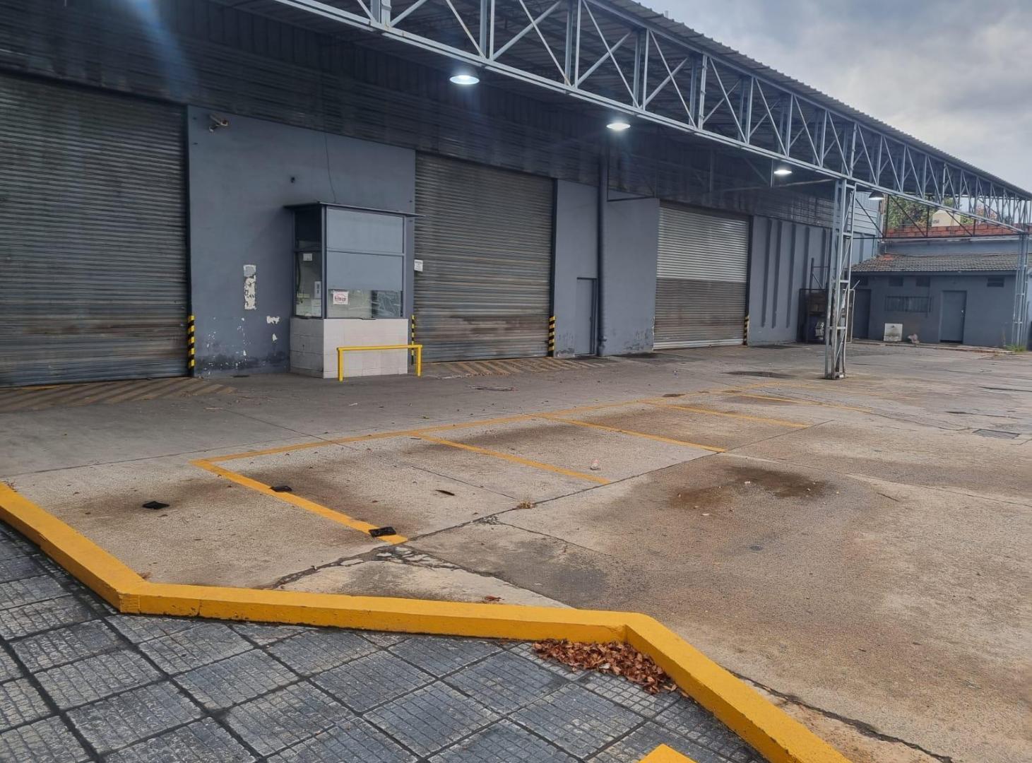 Depósito logístico en venta en Acceso Oeste – Hurlingham