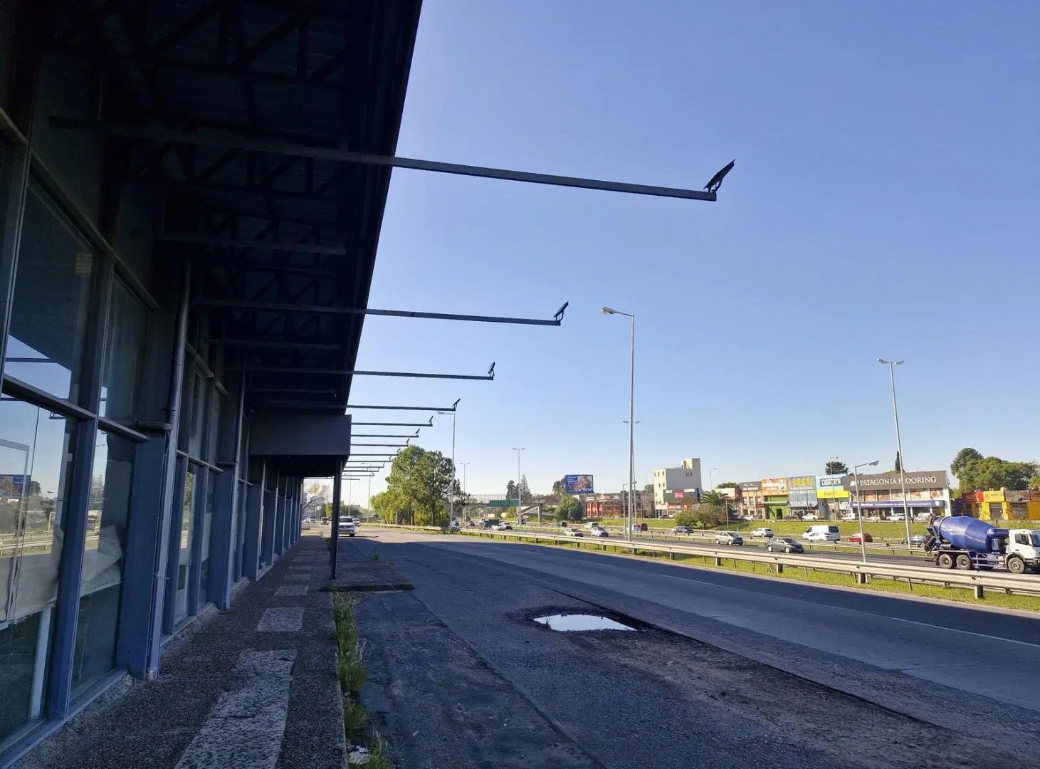 Edificio Comercial con oficinas en Castelar 4