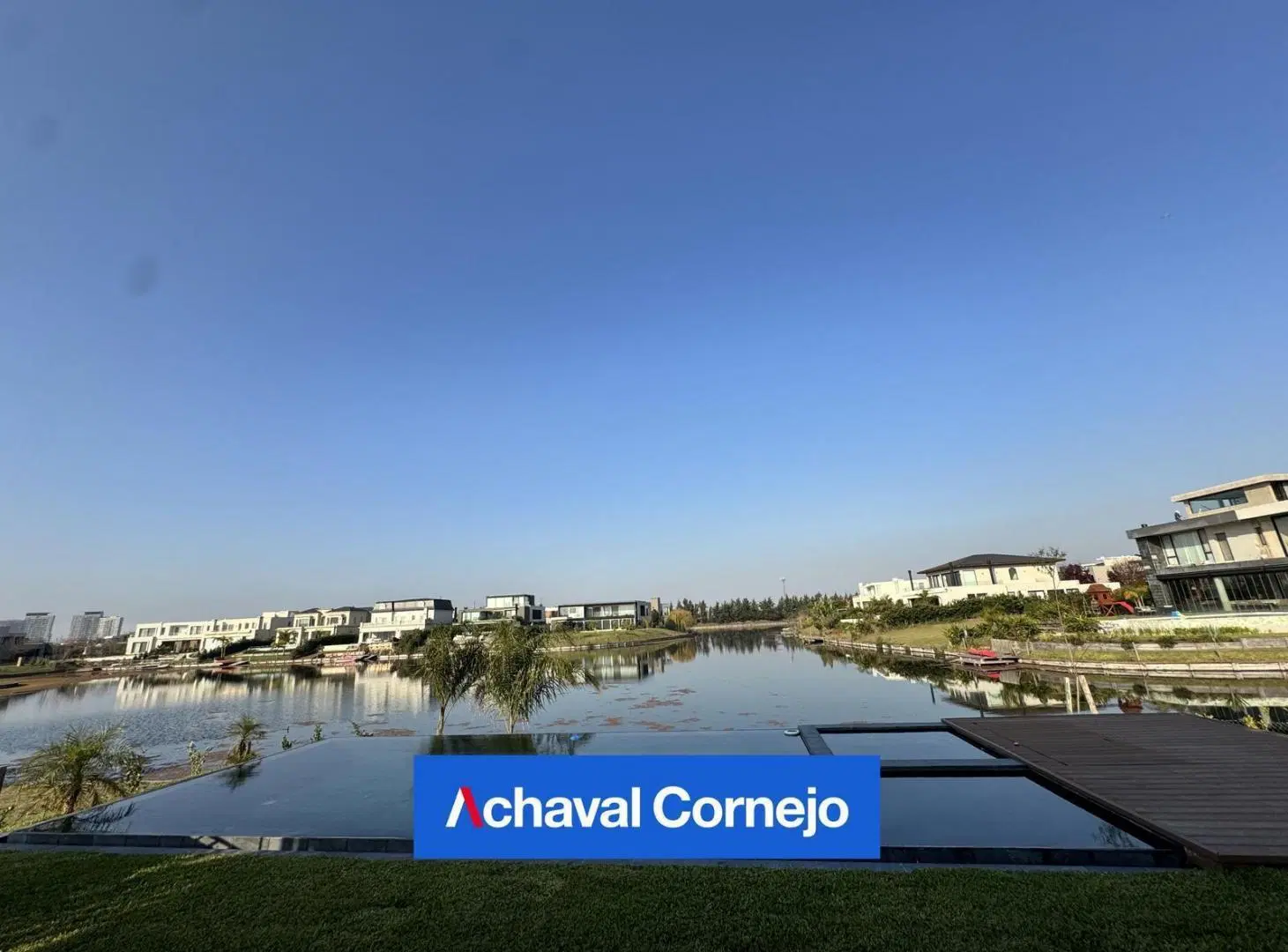 Casa en venta 5 dormitorios en Virazón al lago central 2