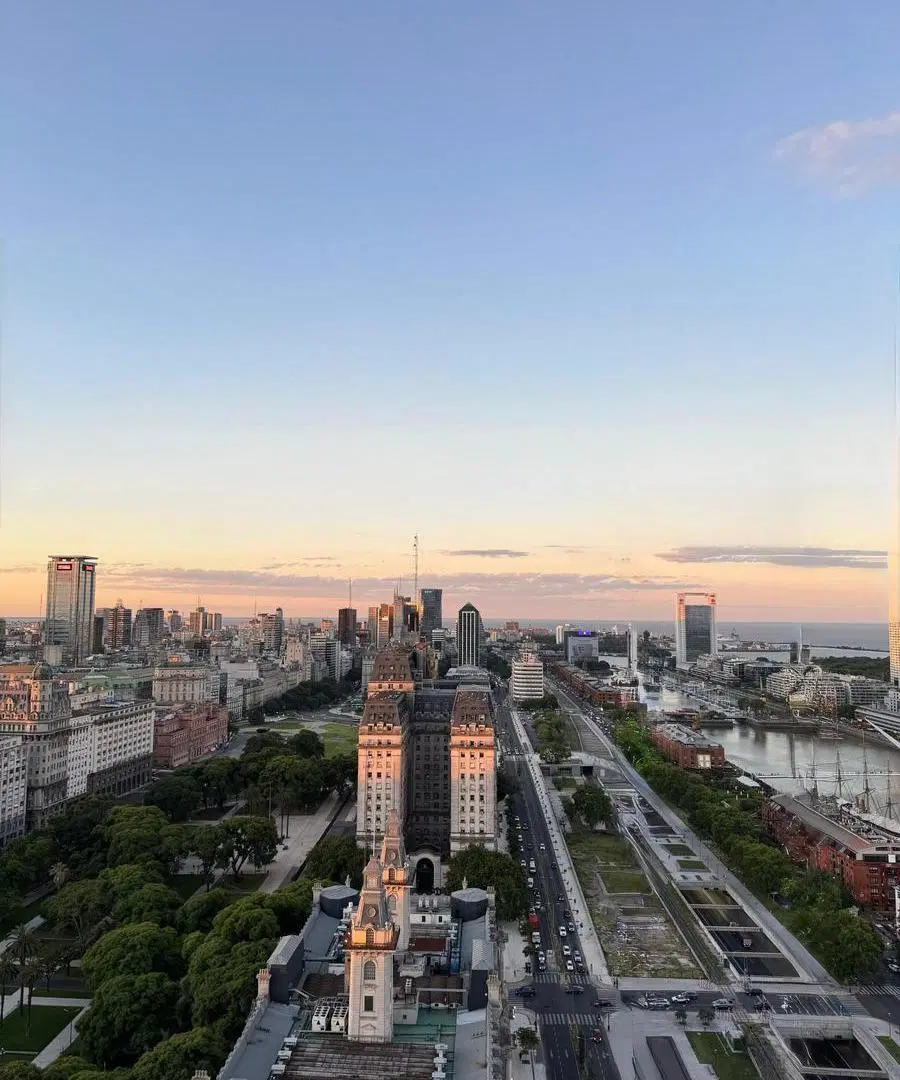 Excelente departamento de un ambiente a la venta en Puerto Madero 5