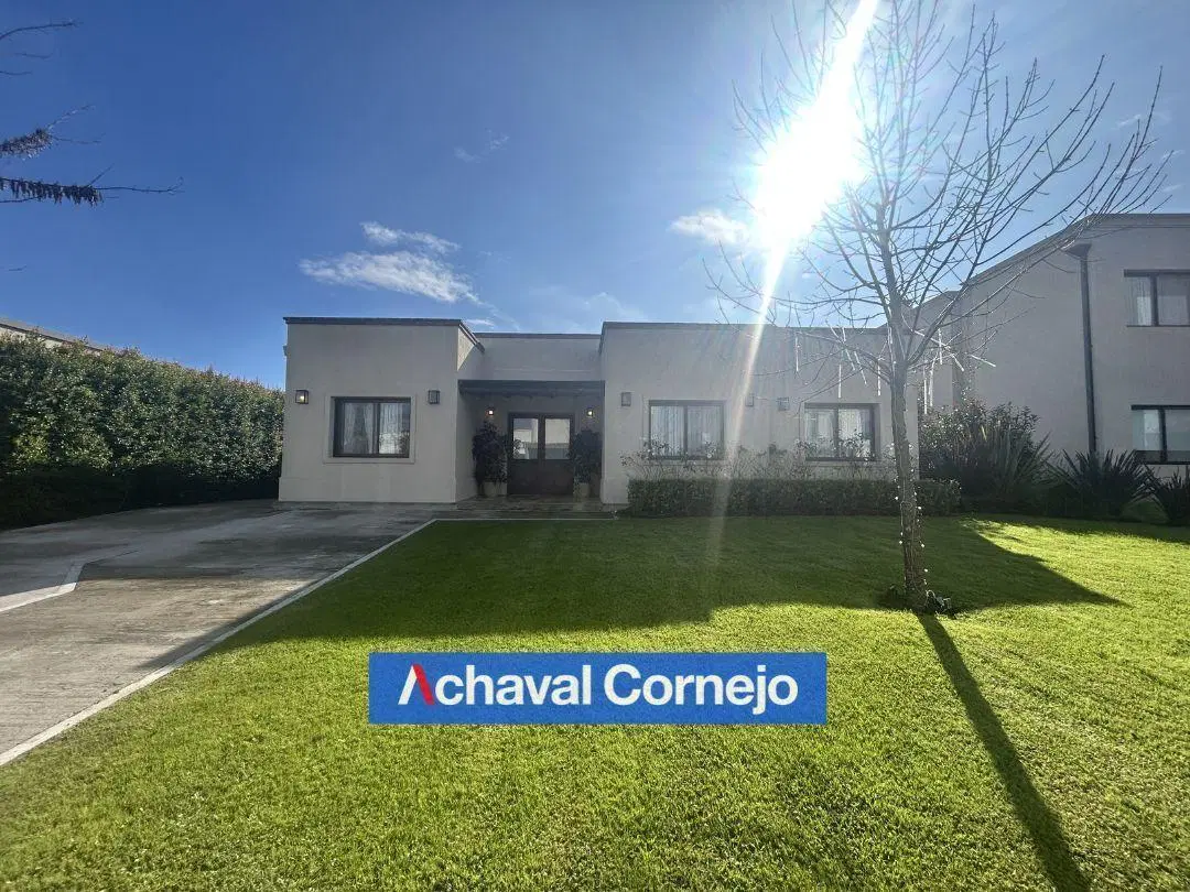 VENTA CASA UNA PLANTA CON PILETA EN CEIBOS, PUERTOS 5