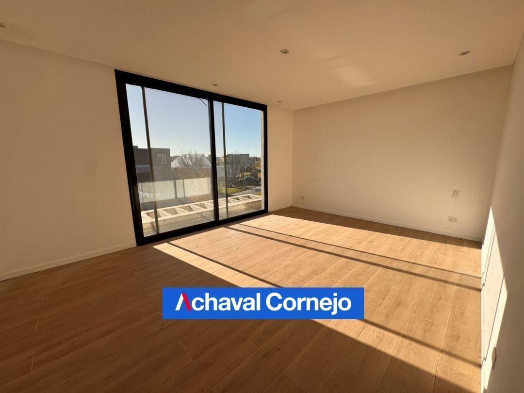 Foto de VENTA Casa moderna al agua (3 dormitorios, dependencia, pileta) con, imagen 5