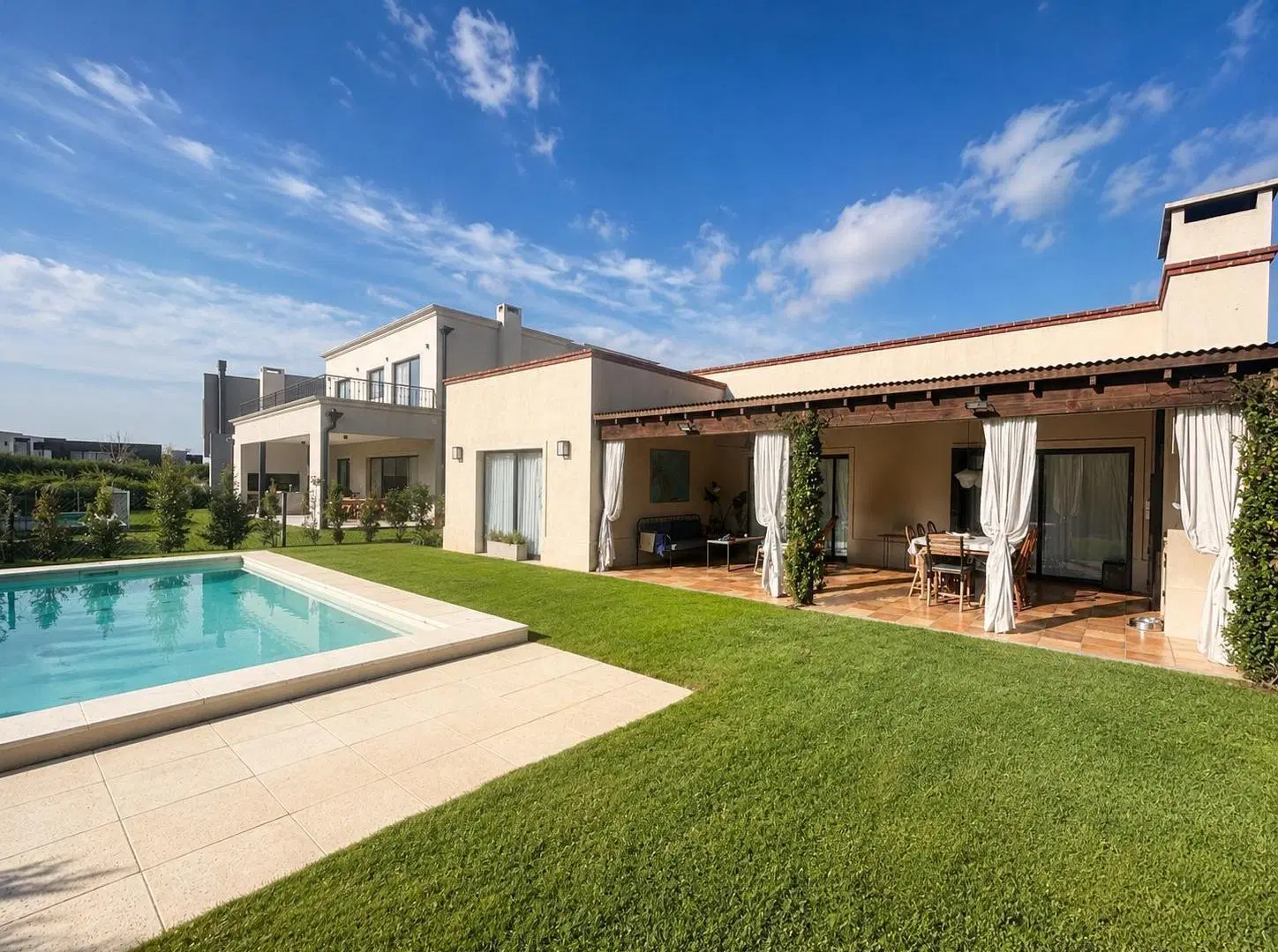 VENTA CASA UNA PLANTA CON PILETA EN CEIBOS, PUERTOS 2