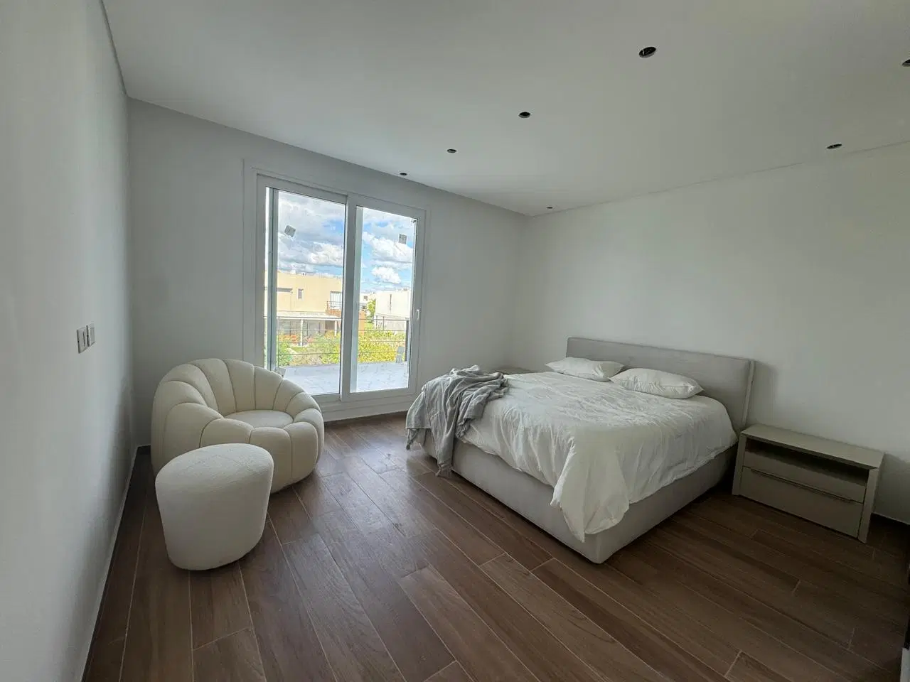 venta | Casa en Puertos 3 dormitorios, escritorio | Barrio Vistas 2