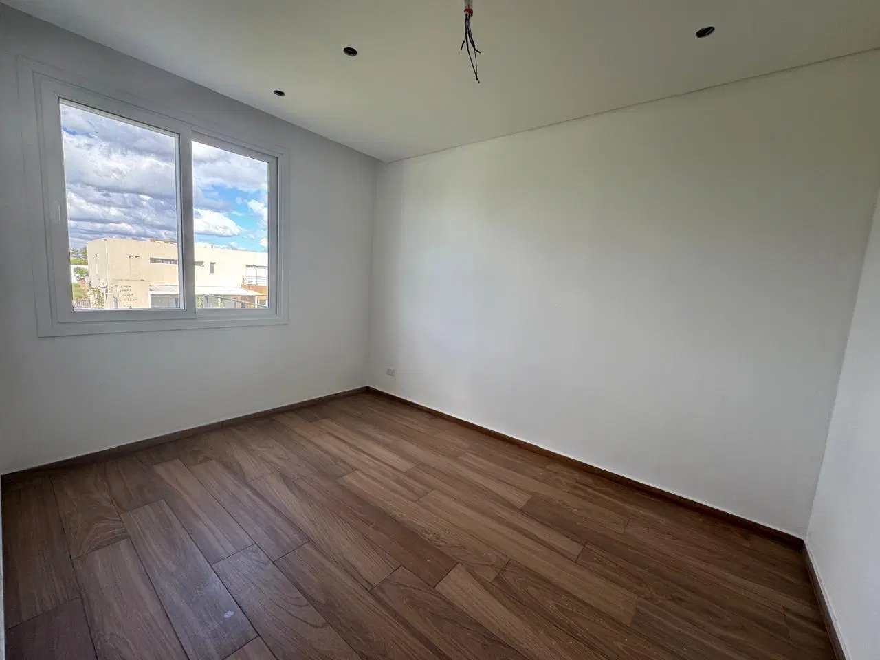 venta | Casa en Puertos 3 dormitorios, escritorio | Barrio Vistas 3