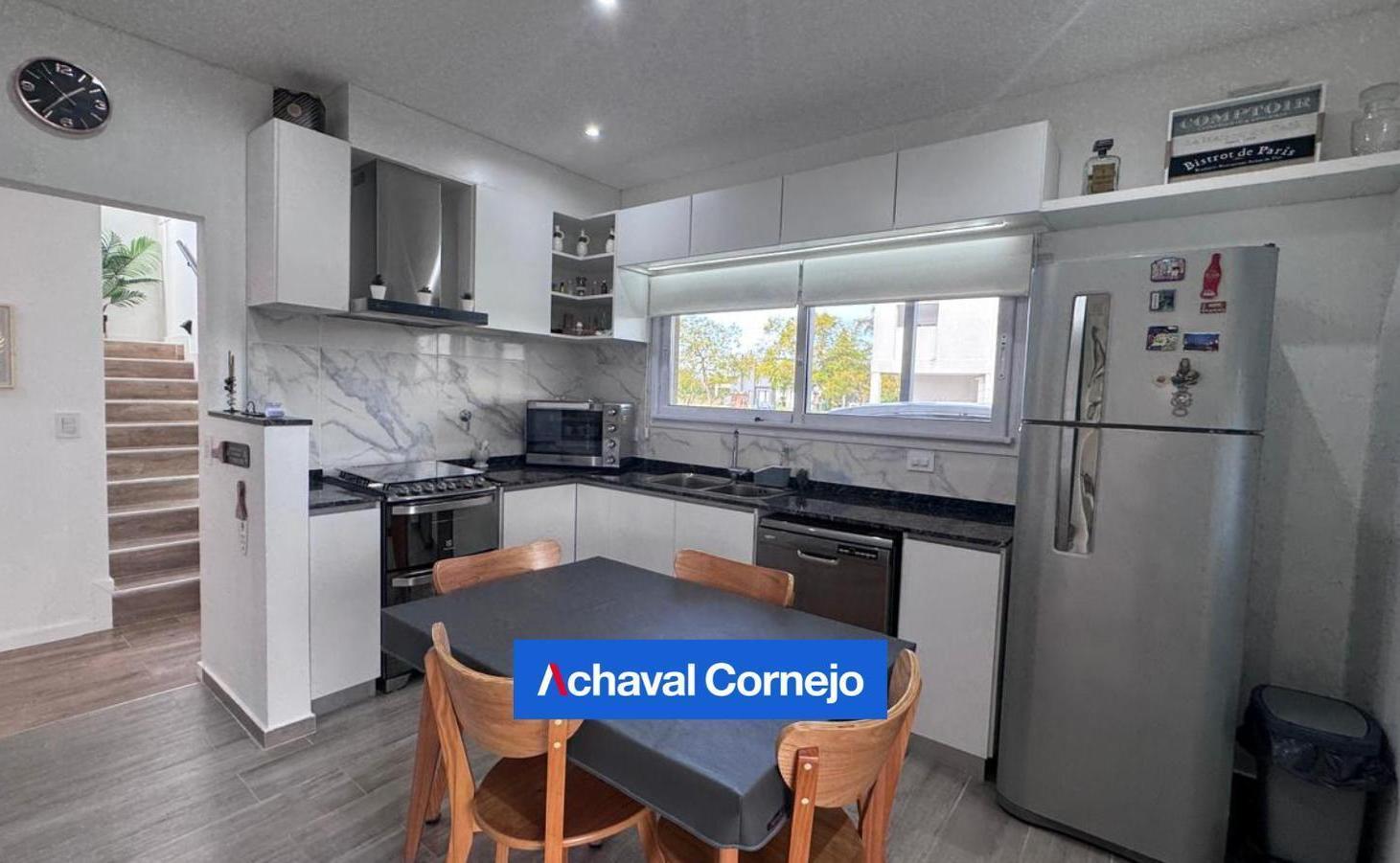 Foto de Casa en Puertos, Vistas, 4 suites con pileta, imagen 2