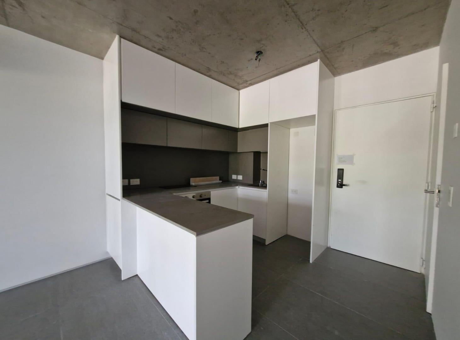 Foto de Departamento con cochera en alquiler, imagen 3