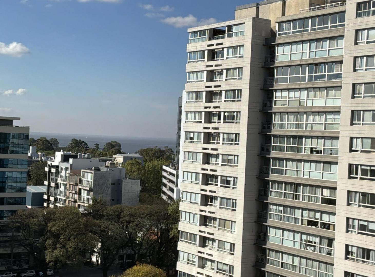 Foto de Horizons- Departamento de tres ambientes con vista al río., imagen 2