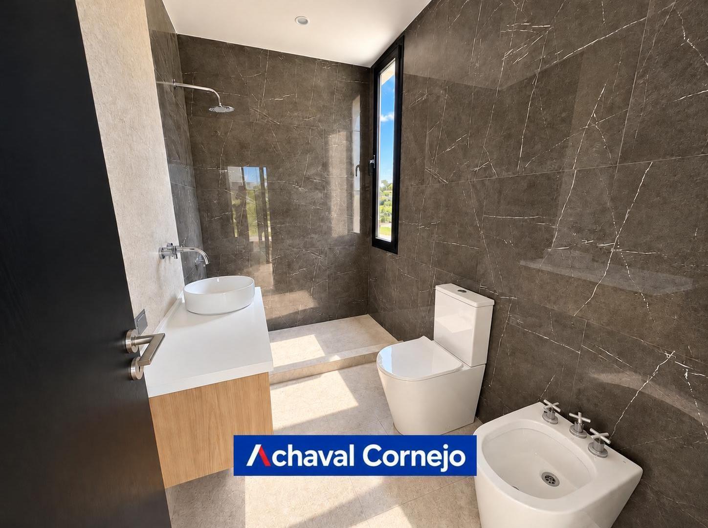 Foto de Casa en venta, al Río en Barrio EL Naudir, 3 dormitorios, pileta, imagen 4