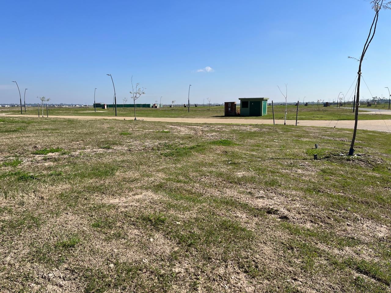 Foto de Venta | Lote interno 655m² con orientacion Noroeste - Barrio Orillas, imagen 3