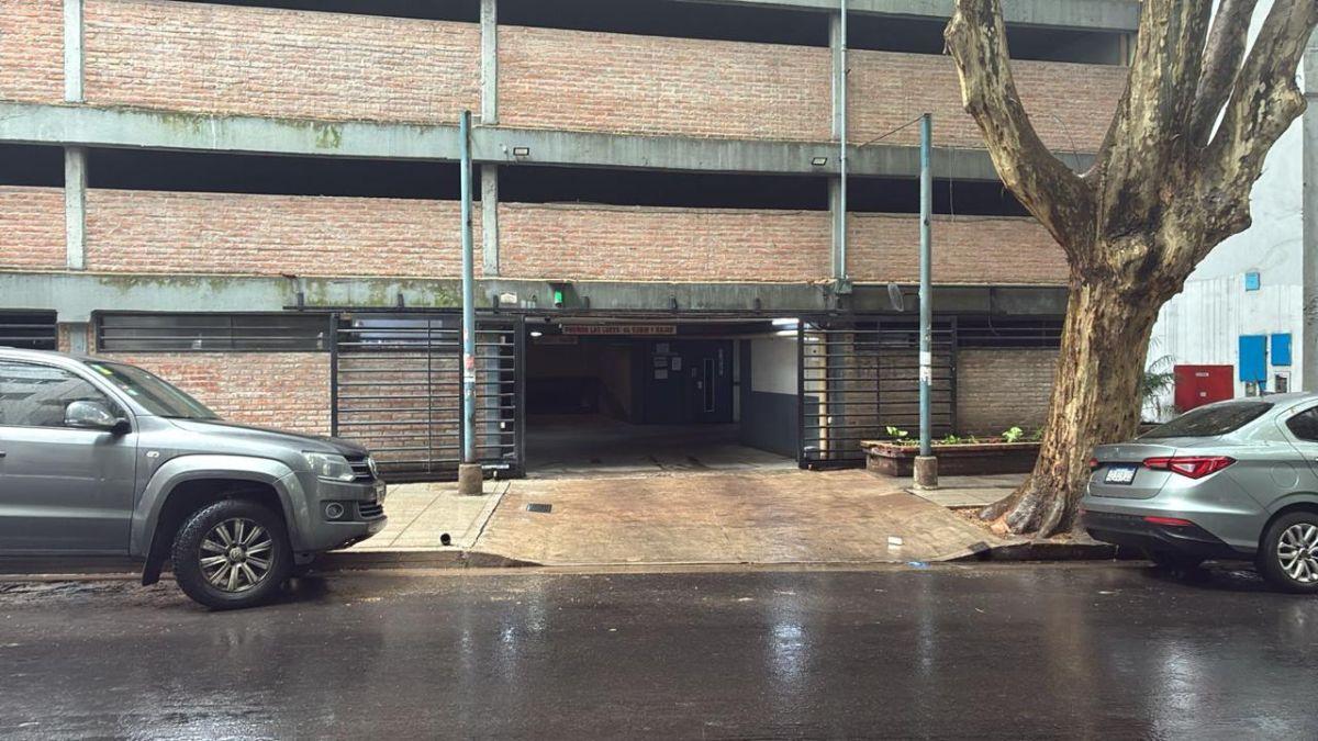 COCHERA PISO 4 ACCESO COCHE POR RAMPA CUBIERTA