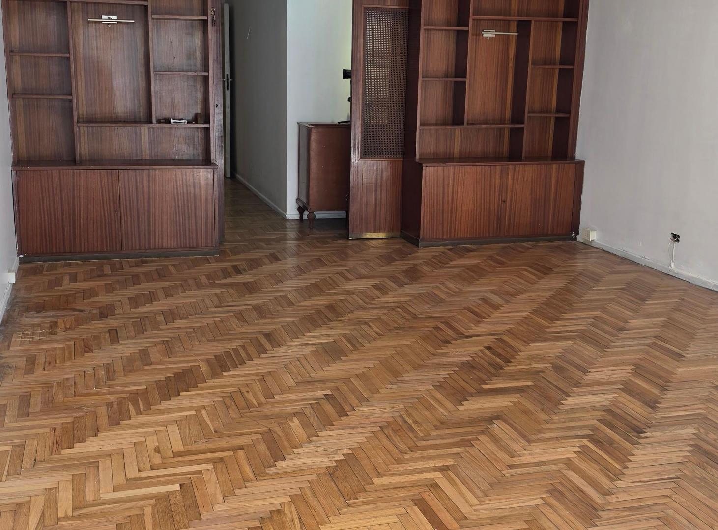 Foto de 4 AMBIENTES C/DEP. - 3 BAÑOS - FRENTE - BALCON - ESP. GUARDA COCHE, imagen 5