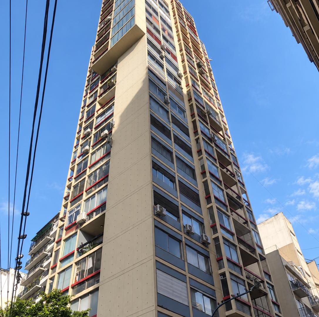Foto de DEPARTAMENTO EN VENTA 3 AMBIENTES CON BALCON FRENTE PISO 14 APTO, imagen 2