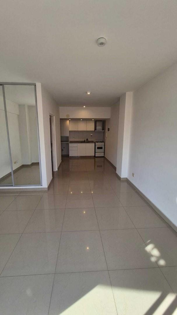 Foto de Departamento Monoambiente en Alquiler en Flores, Capital Federal, imagen 3