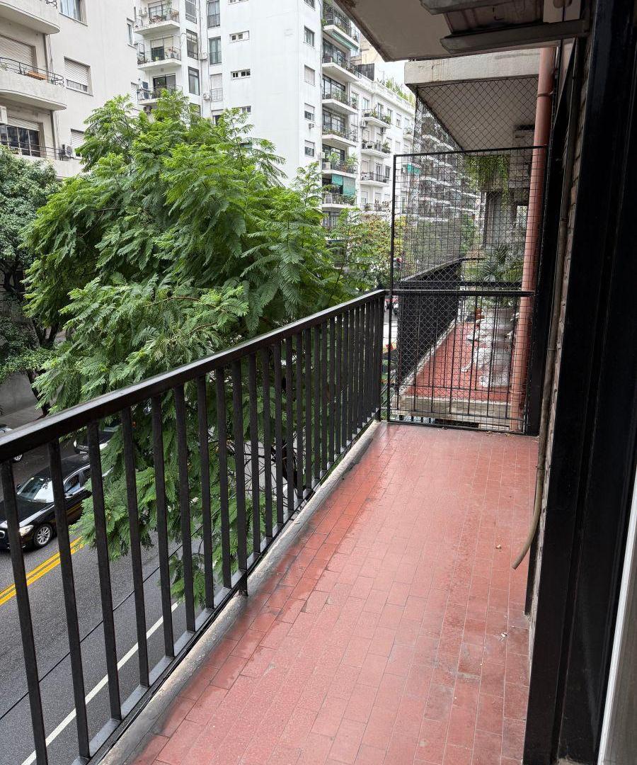 Foto de Departamento en Alquiler de 80 m2 con Cochera en Belgrano C, imagen 3