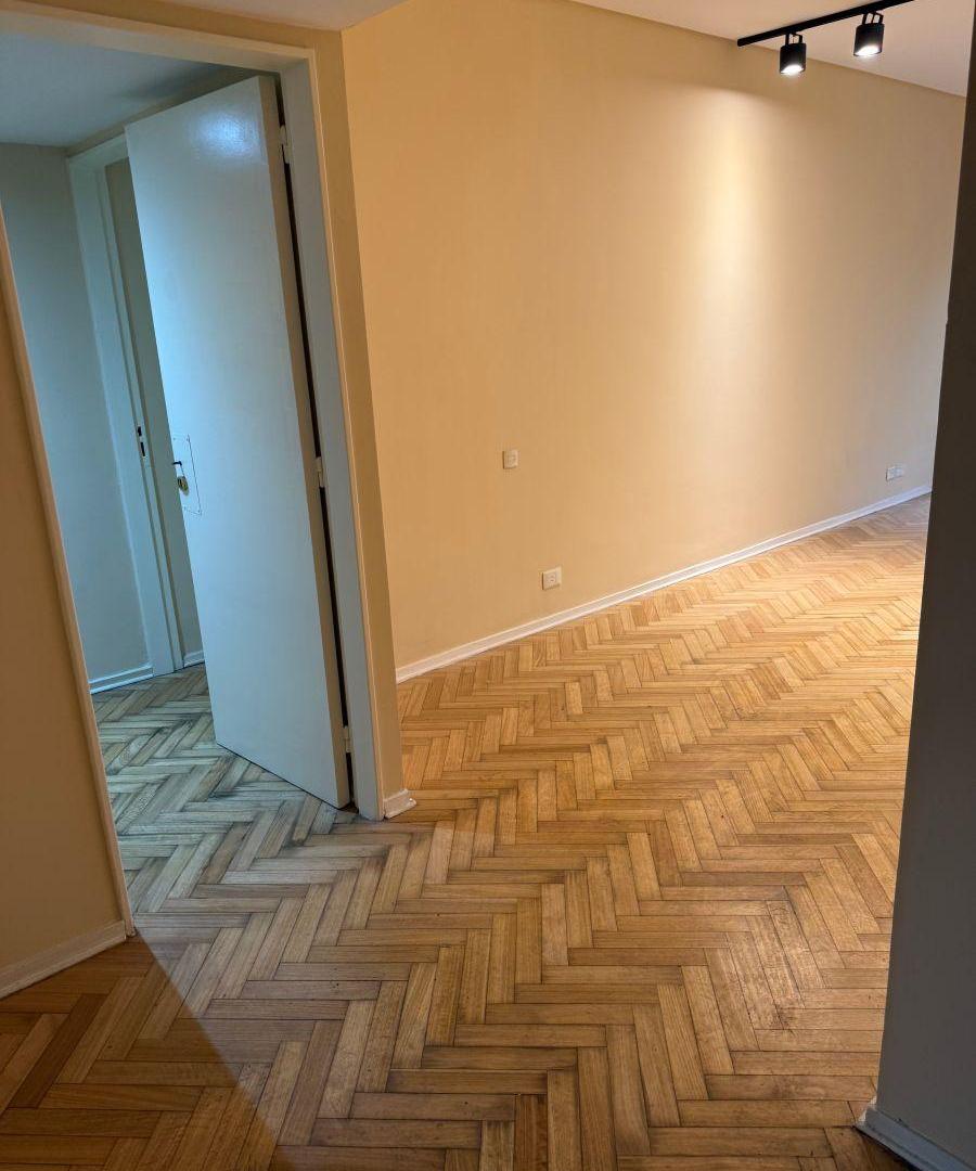 Foto de Venta Departamento de 80 m² con Cochera y Baulera en Belgrano C, imagen 4