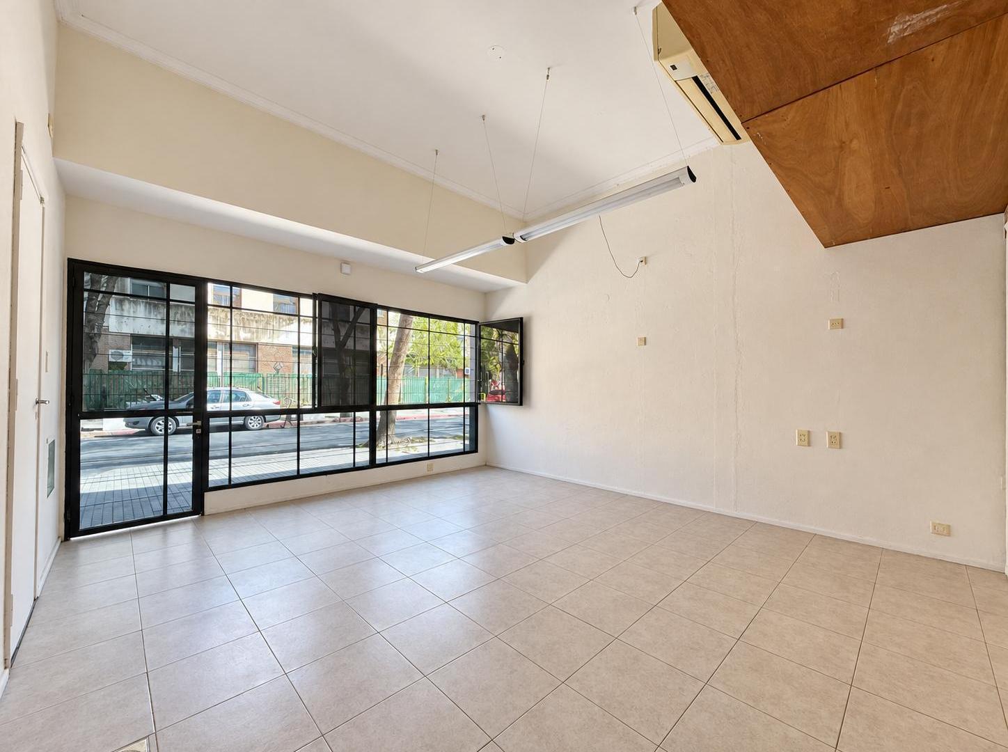 Foto de PH de diseño en Abasto, 2 dormitorios,ambiente adaptable, balcones – La, imagen 1