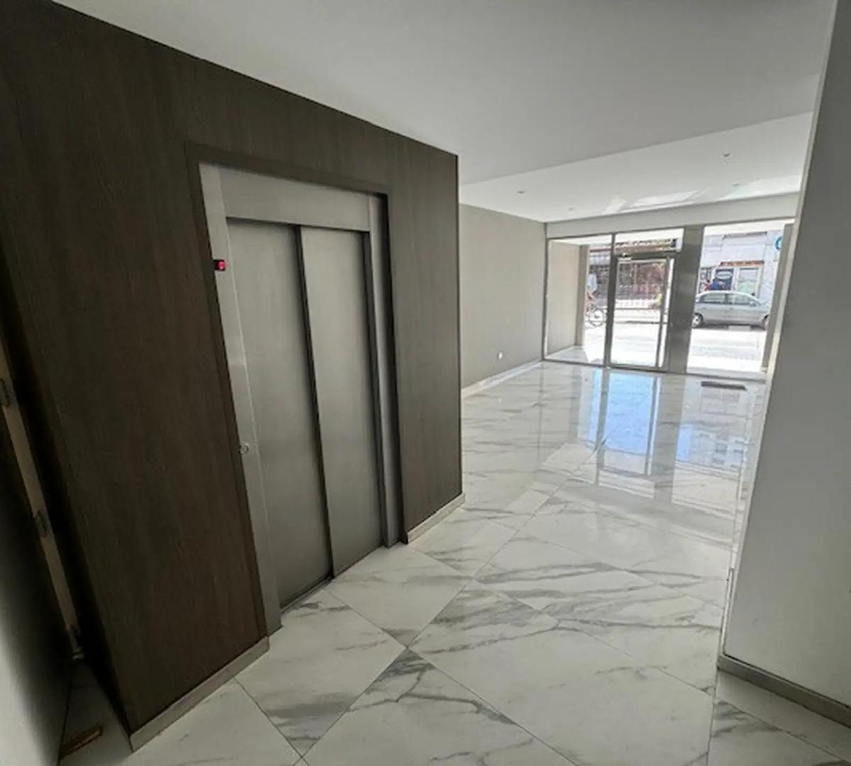 En Venta Semipiso de Categoria. 3 Amb con Amenitis a m de 3