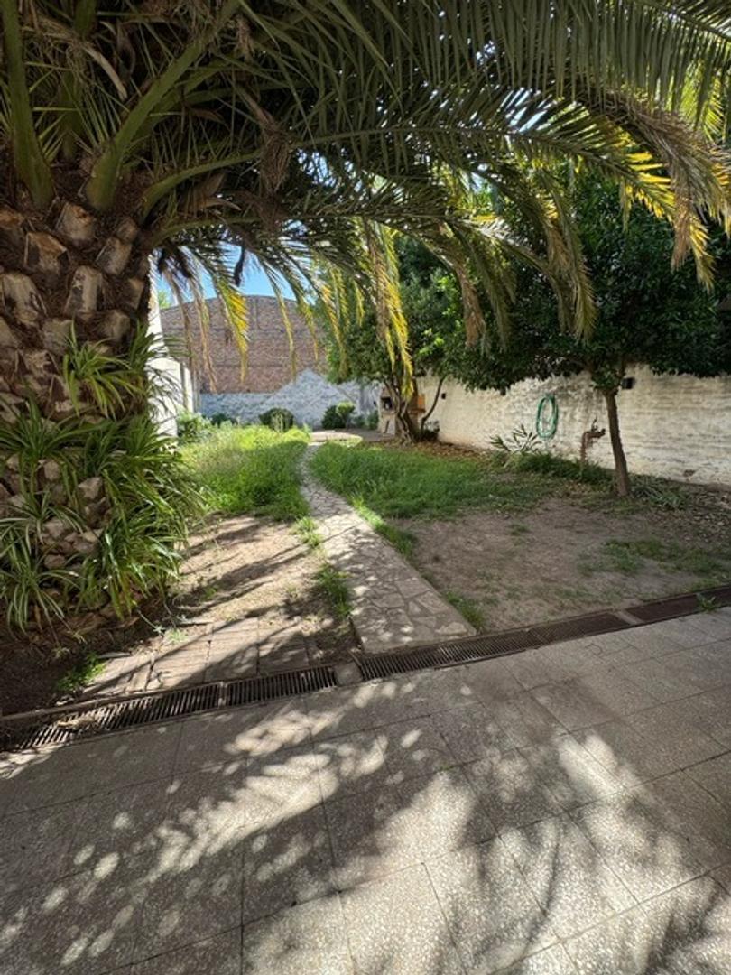 Venta Casa Cinco Ambientes Villa Lynch 3