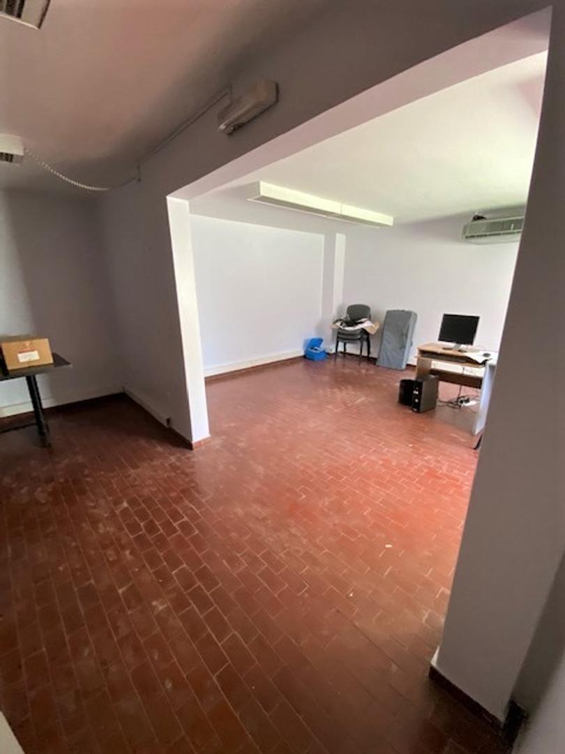 Venta Local, Centro de San Martin. Nuevo Precio. 3