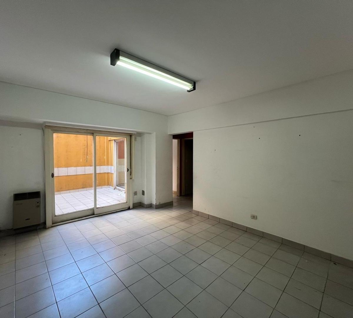 Venta Departamento Tres Ambientes Planta Baja San Martin Cen 1
