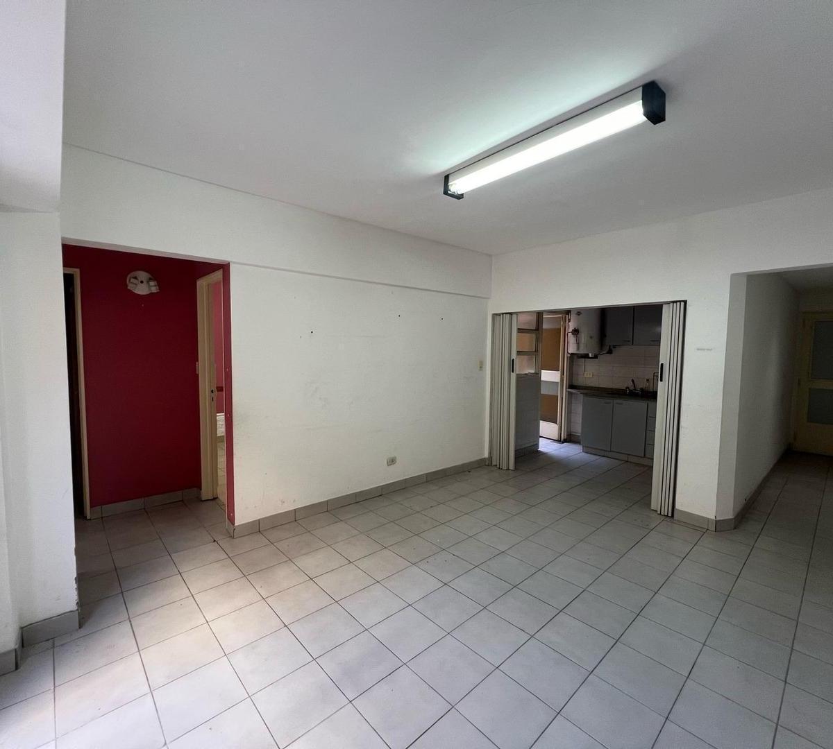 Venta Departamento Tres Ambientes Planta Baja San Martin Cen 2