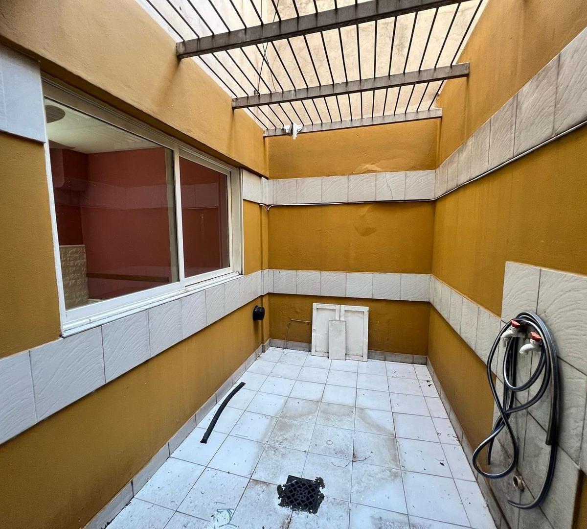 Venta Departamento Tres Ambientes Planta Baja San Martin Cen 5