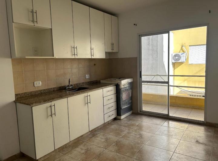 SAN MARTIN EN VENTA DUPLEX DE 4 AMB 1 PISO AL FRENTE 3