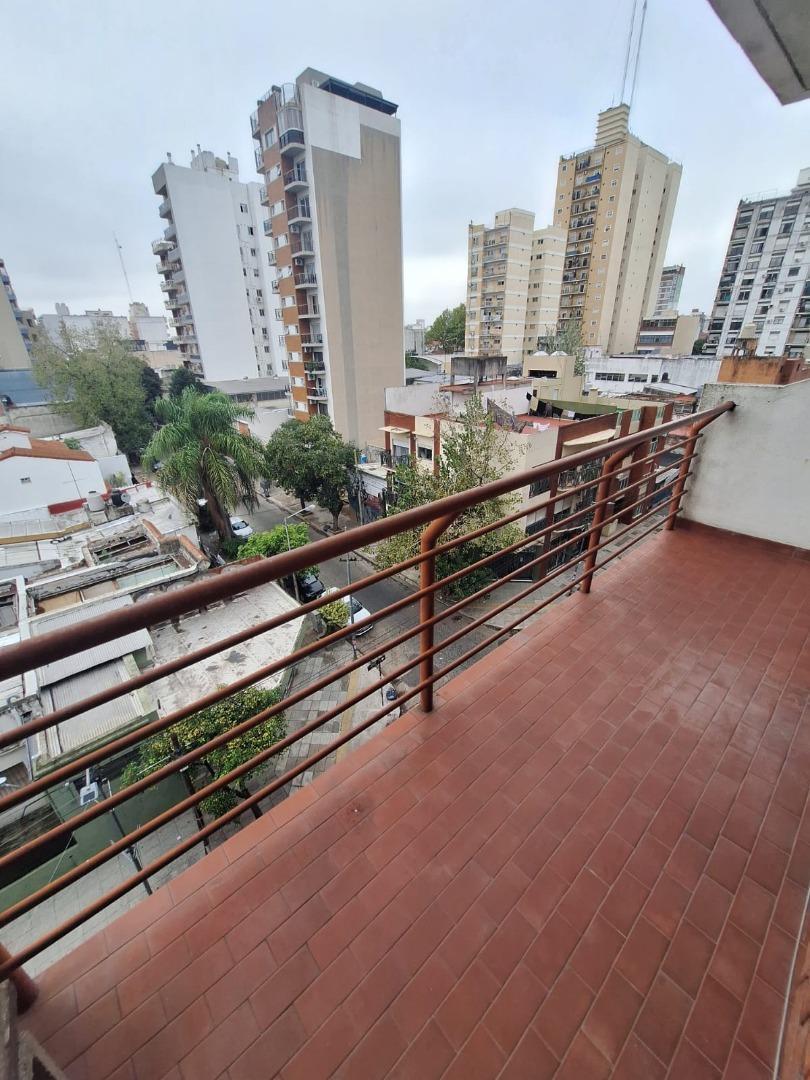 Foto de ALQUILER DEPTO SEMIPISO DOS AMB CON COCHERA SAN MARTIN, imagen 5