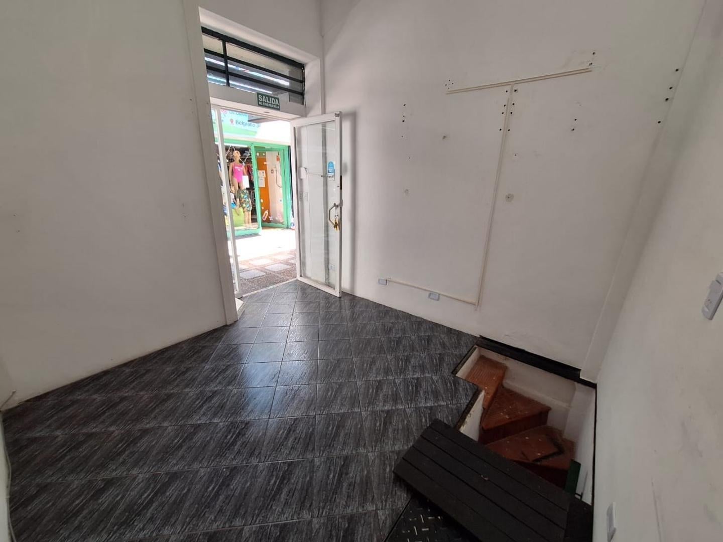 Foto de ALQUILER LOCAL SAN MARTIN CENTRO, imagen 4