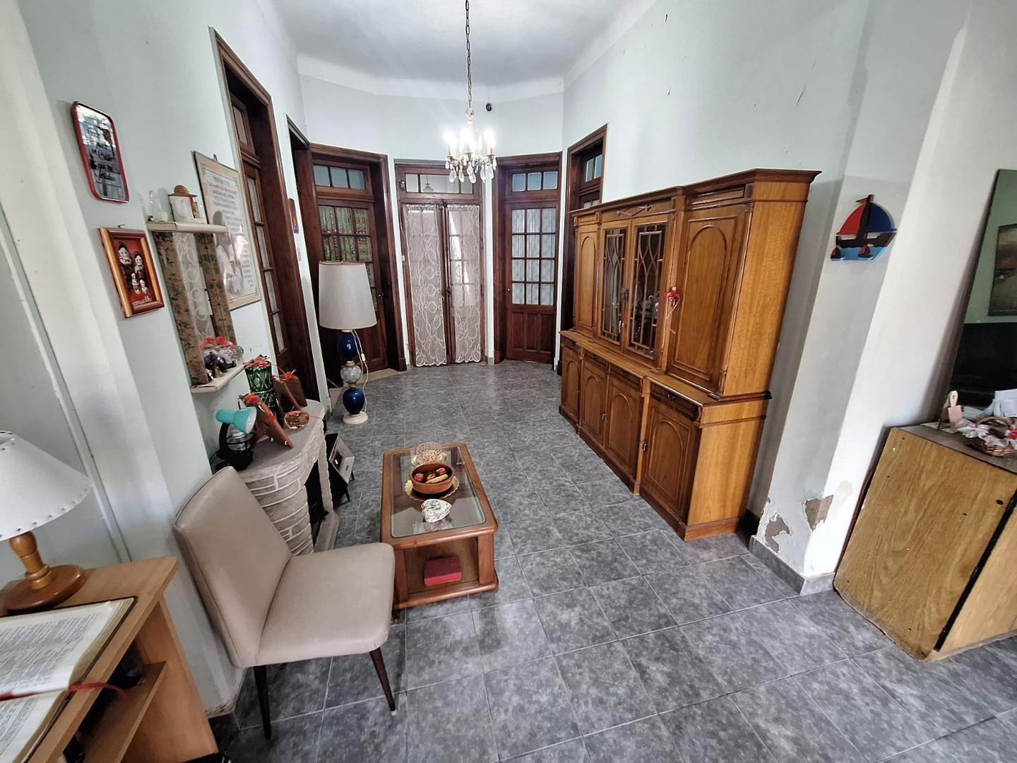 Foto de ALQUILER CASA SOLO USO PROFESIONAL VILLA MAIPU, imagen 4