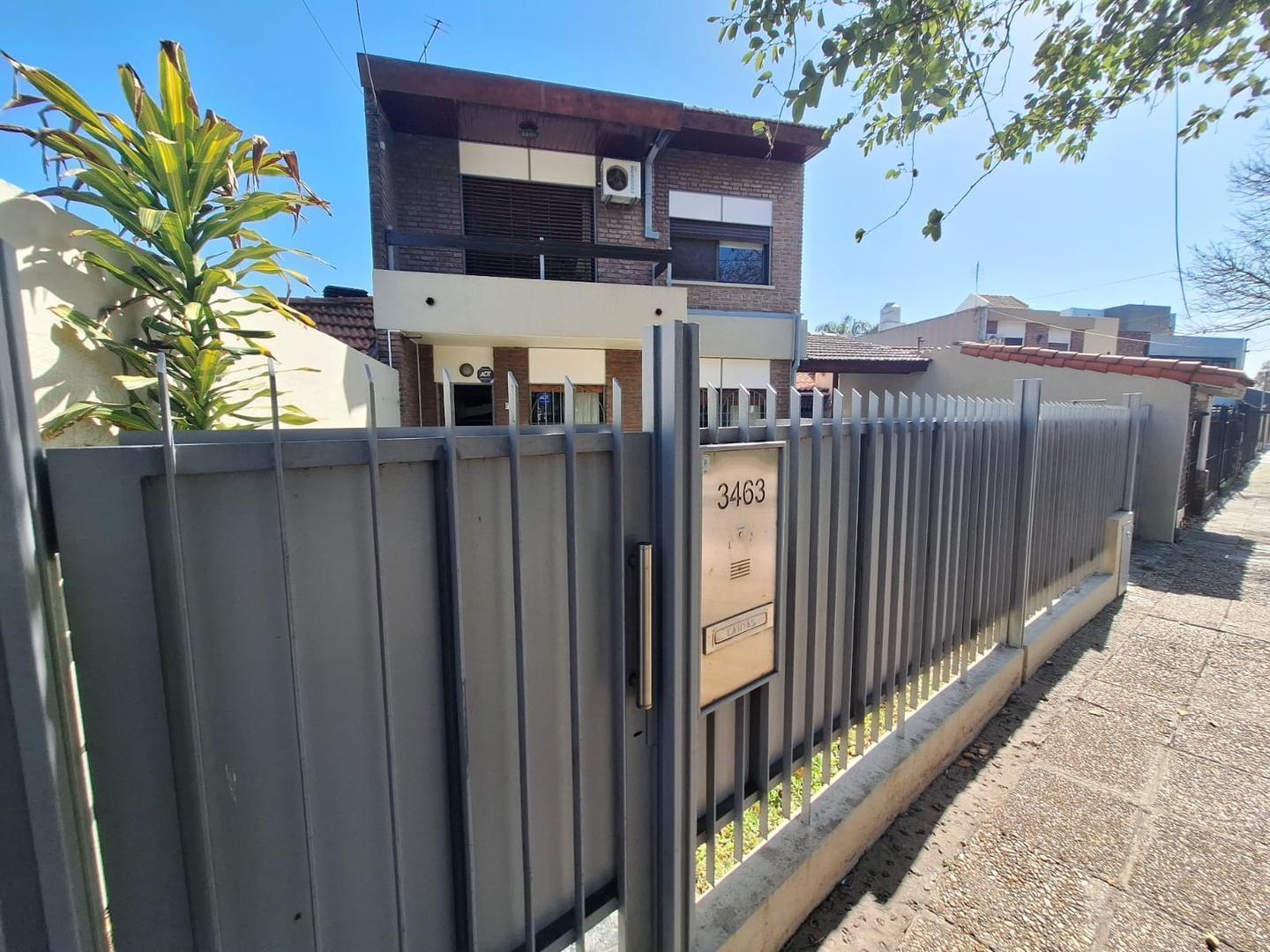 Foto de VENTA CHALET 5 AMB CON PISICINA APTA CREDITO, imagen 2