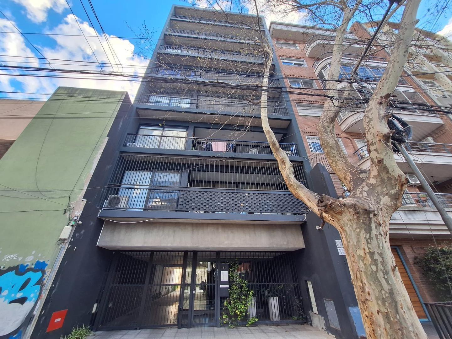 Foto de VENTA DEPARTAMENTO DOS AMBIENTES SAN MARTIN CENTRO, imagen 1