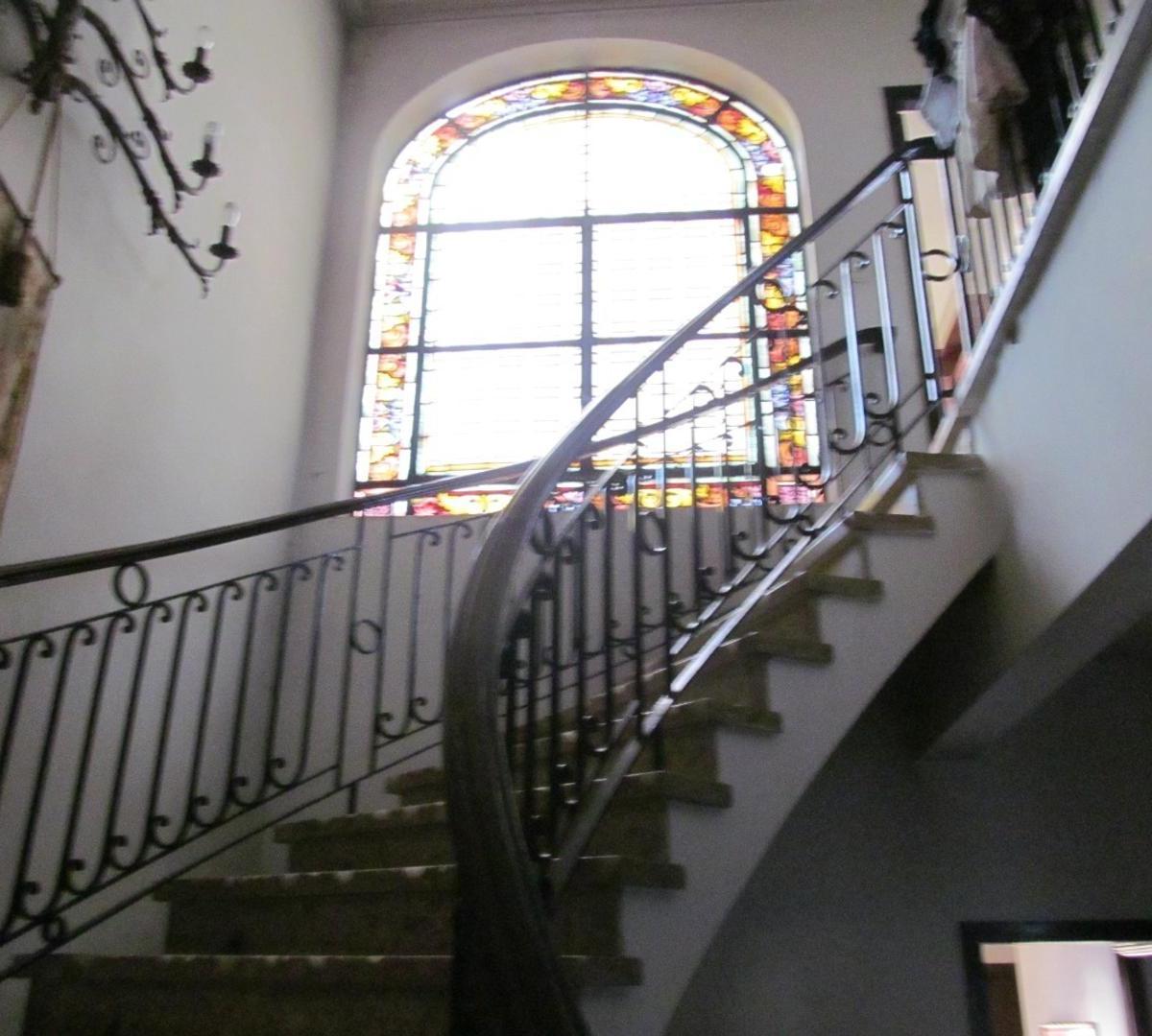 CASA A UNA CUADRA DEL WARD